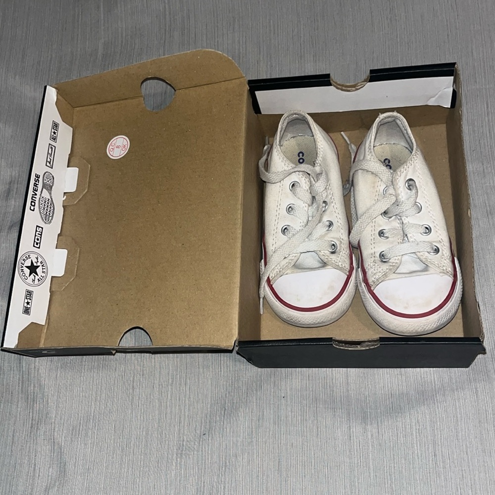 Converse toddler size 7C